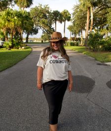 Instagram post by @gracegonsalez