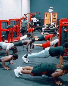 Instagram post by @coachdgreen_