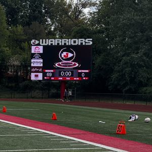 Instagram post by @coachdgreen_