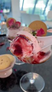 Instagram post by @lilluxlil