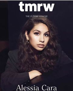 Instagram post by @luckymakeup