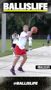 Instagram post by @zachhodskins