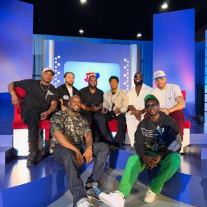 Instagram post by @drinksbydez