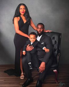 Instagram post by @drinksbydez