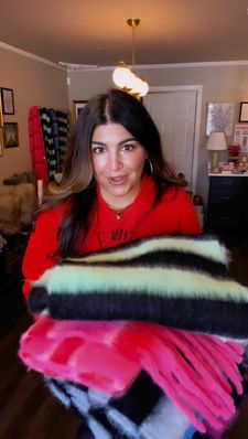 Instagram post by @tiffanypinerostyle