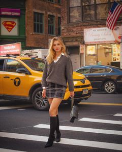 Instagram post by @frame_by_j