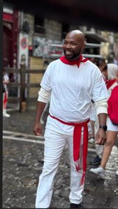 Instagram post by @suitcaserace