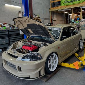 Instagram post by @thrillerpino