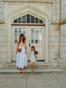 Instagram post by @nelldeutsch