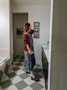 Instagram post by @nelldeutsch