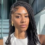 @economic_influencer Instagram Profile