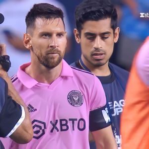 Instagram post by @omar