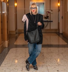 Instagram post by @elysze