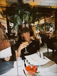 Instagram post by @kreweddleman