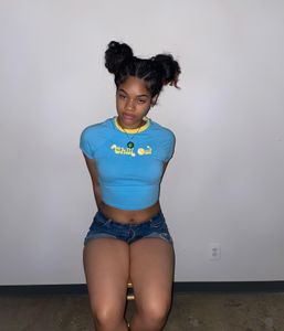 Instagram post by @itslealondon