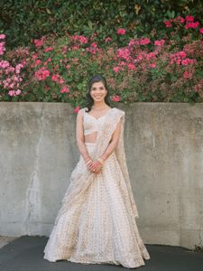 Instagram post by @makeupasalbypratixa