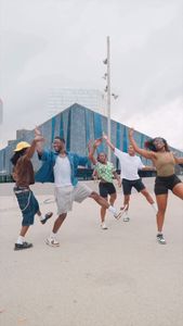 Instagram post by @chichialadume