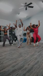 Instagram post by @chichialadume