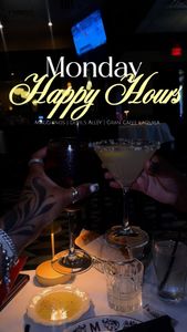 Instagram post by @amira.wya