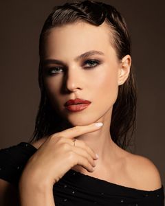 Instagram post by @annablnv