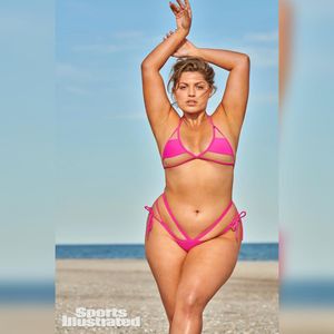 Instagram post by @ellahalikas