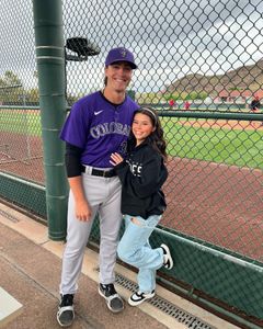 Instagram post by @lildoe01