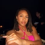 @amira.locs Instagram Profile