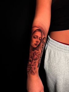 Instagram post by @carlyisart