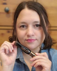 Instagram post by @dewy_dweeb