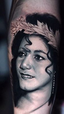 Instagram post by @luna.tattoo.miami