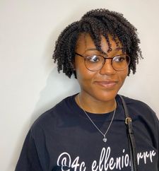 Instagram post by @4c.elleniorrrr