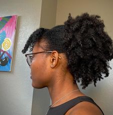 Instagram post by @4c.elleniorrrr