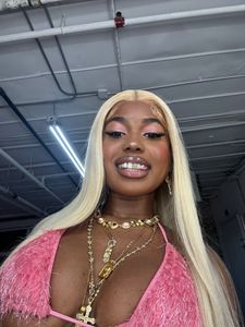 Instagram post by @thatssjenna