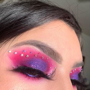 Instagram post by @makeupyo_