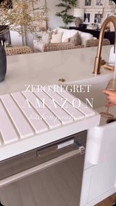 Instagram post by @copycatsstyle