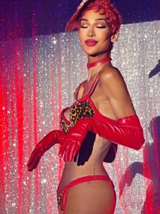 Instagram post by @joanjullian