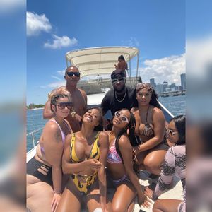 Instagram post by @ella01588