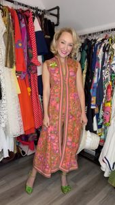 Instagram post by @thedressfiend