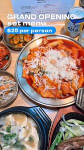 Instagram post by @eat.travel.with.carol