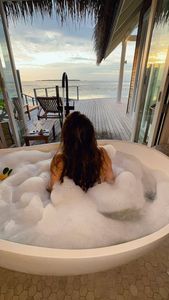 Instagram post by @eat.travel.with.carol