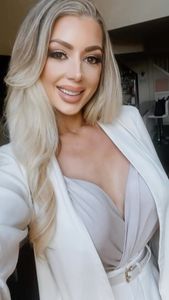 Instagram post by @prettyhealthyjenny