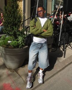 Instagram post by @lewishakiem