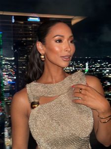 Instagram post by @carmenblackwell