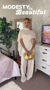 Instagram post by @ariijosephine