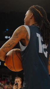 Instagram post by @shotbynie