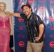 Instagram post by @kenomanzur