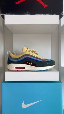 Instagram post by @couple__kicks