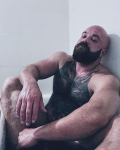 Instagram post by @goldencalibear