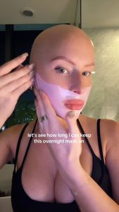 Instagram post by @chl0ebean