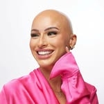 @chl0ebean Instagram Profile